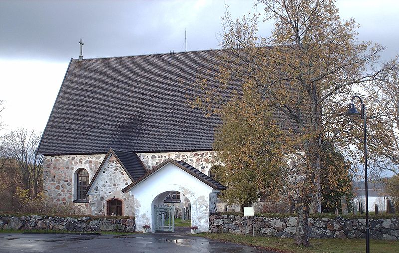 Fil:Karis kyrka.JPG