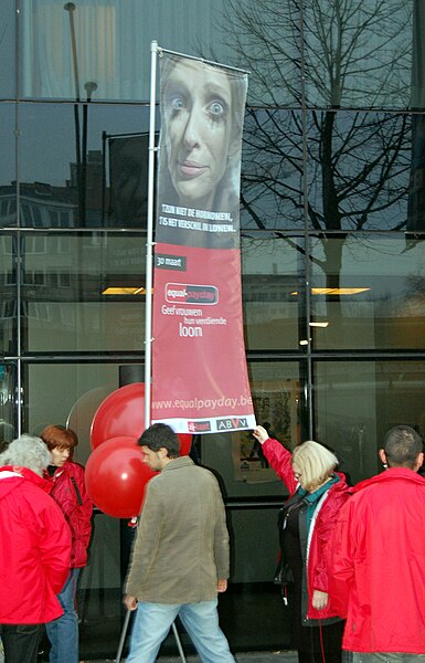 Fil:Equal pay day Leuven 13.jpg