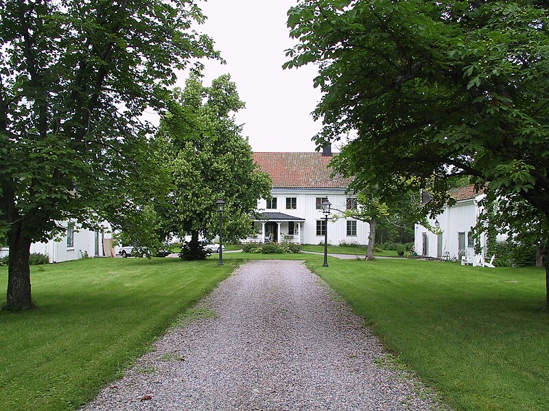 Fil:Bergsängsgård.jpg