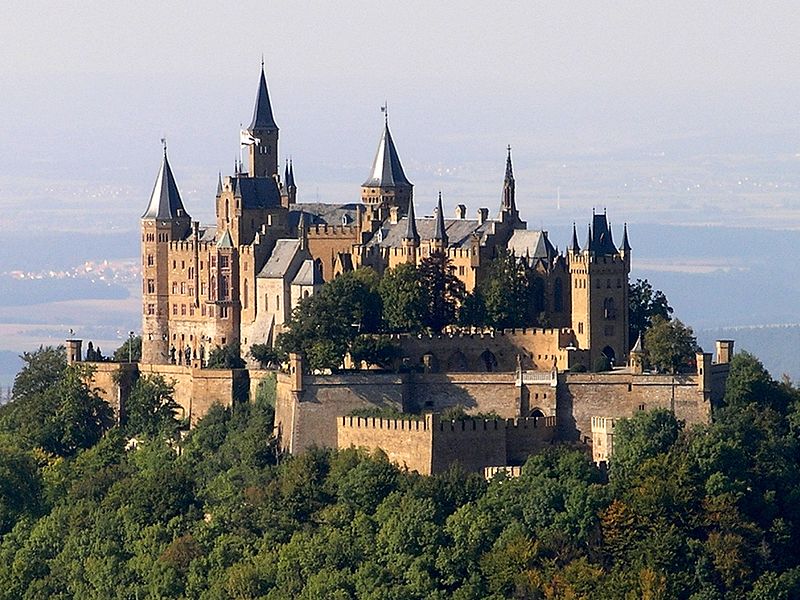 Fil:Burg Hohenzollern.JPG