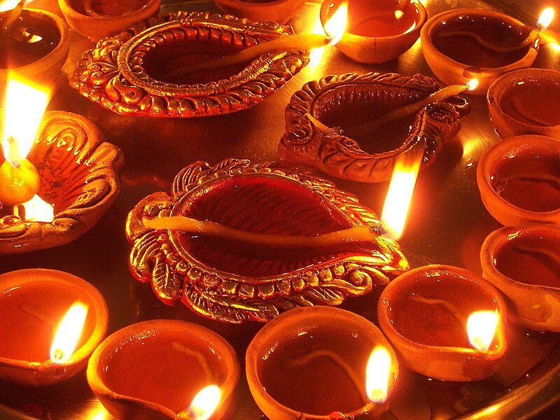 Fil:Diwali Diya.jpg
