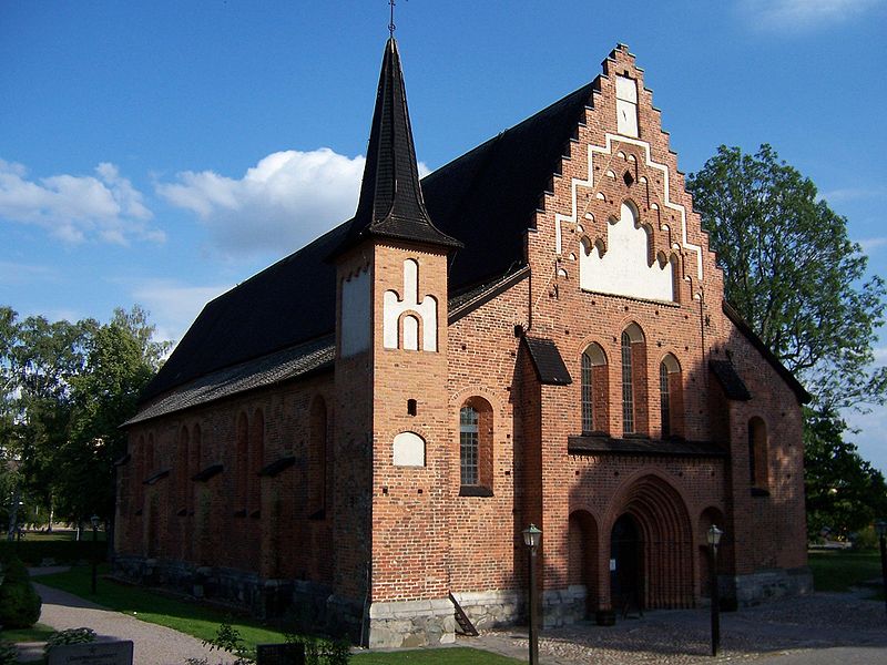 Fil:Sigtuna Ziegelkirche Mariakyrka.JPG