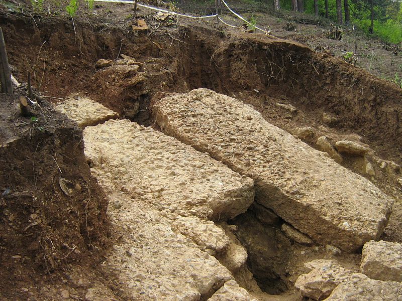 Fil:ExcavationsVisocica3.jpg