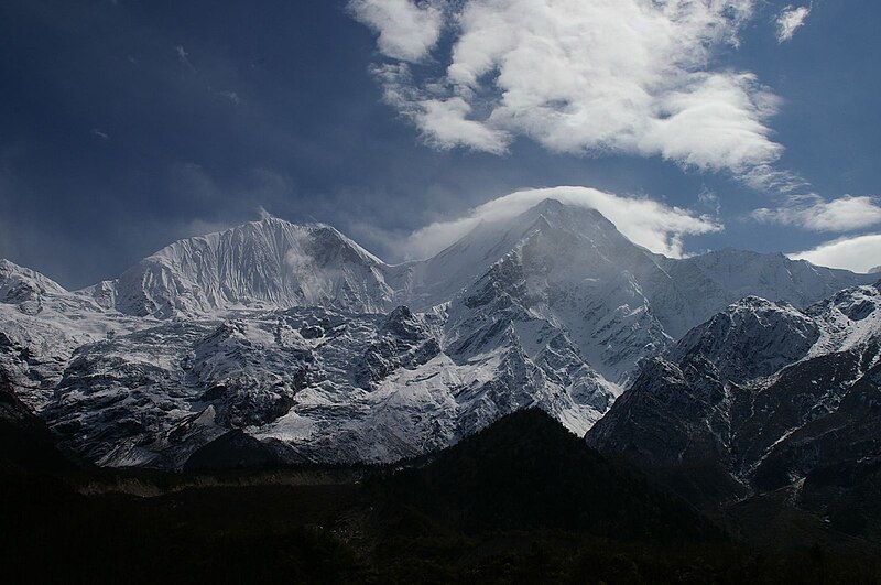 Fil:Manaslu (1).jpg