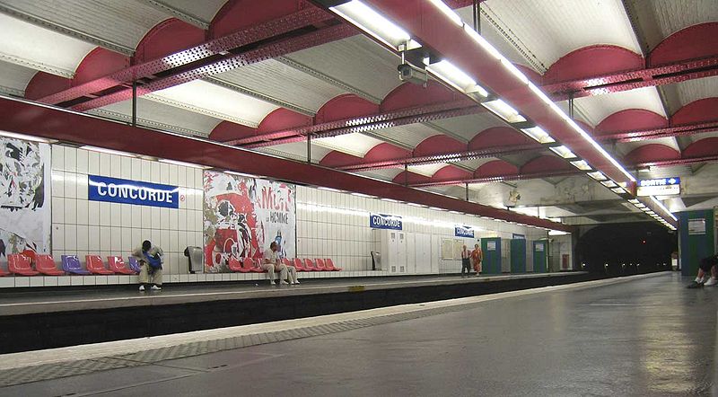 Fil:Metro-Paris-Ligne-1-station.jpg