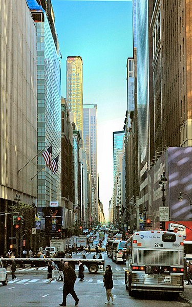 Fil:Madison Ave NYC looking nor.jpg