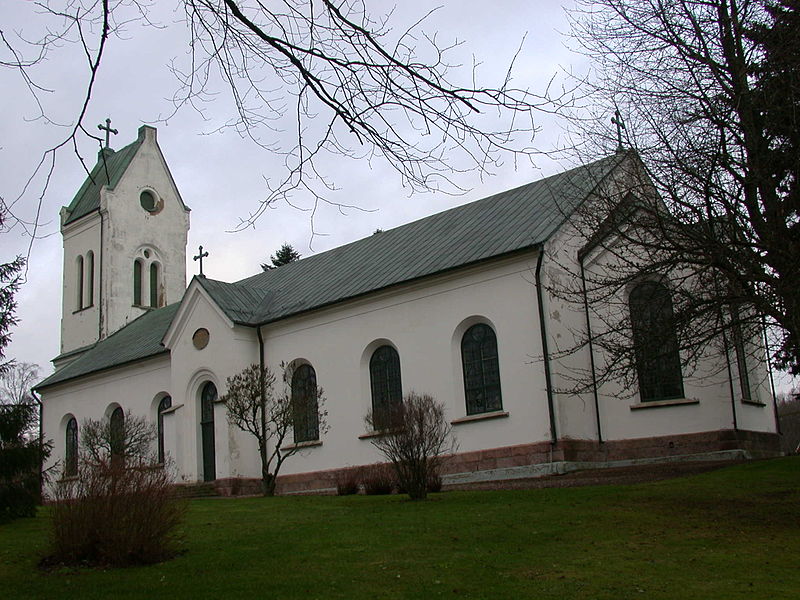 Fil:Ullervad Church Mariestad Sweden 002.JPG