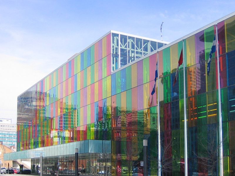 Fil:Montreal - Palais des Congrès - 20050330.jpg