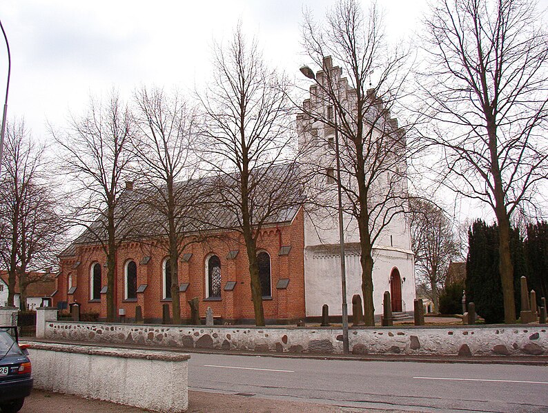 Fil:Västra klagstorps kyrka.jpg