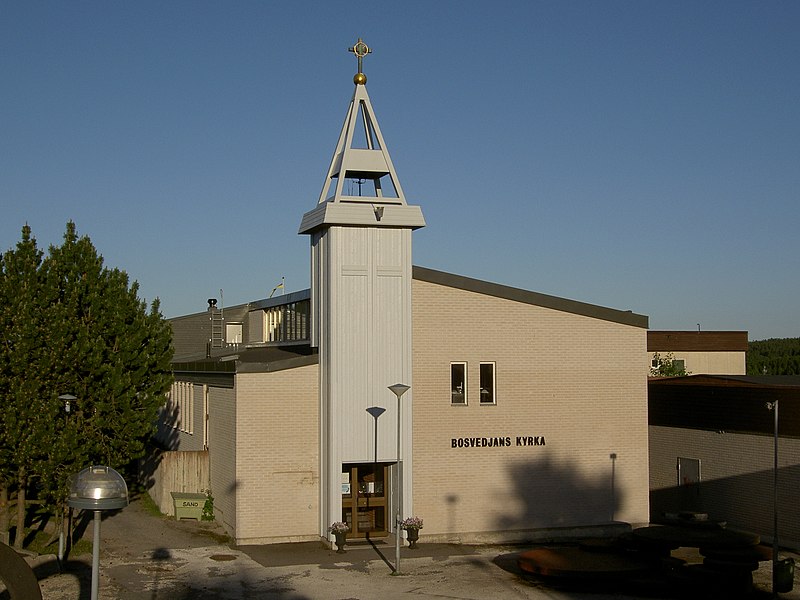 Fil:Bosvedjans kyrka ext1.jpg