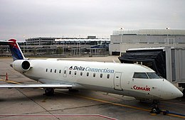 Comair CRJ100ER JAX N941CA.jpg