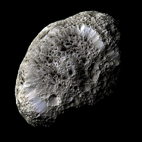 Fil:Hyperion PIA07740.jpg