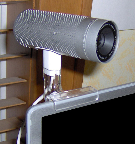 Fil:ISight-mounted-on-PowerBook.jpg