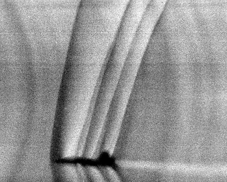 Fil:Schlieren photograph of T-38 shock waves.jpg