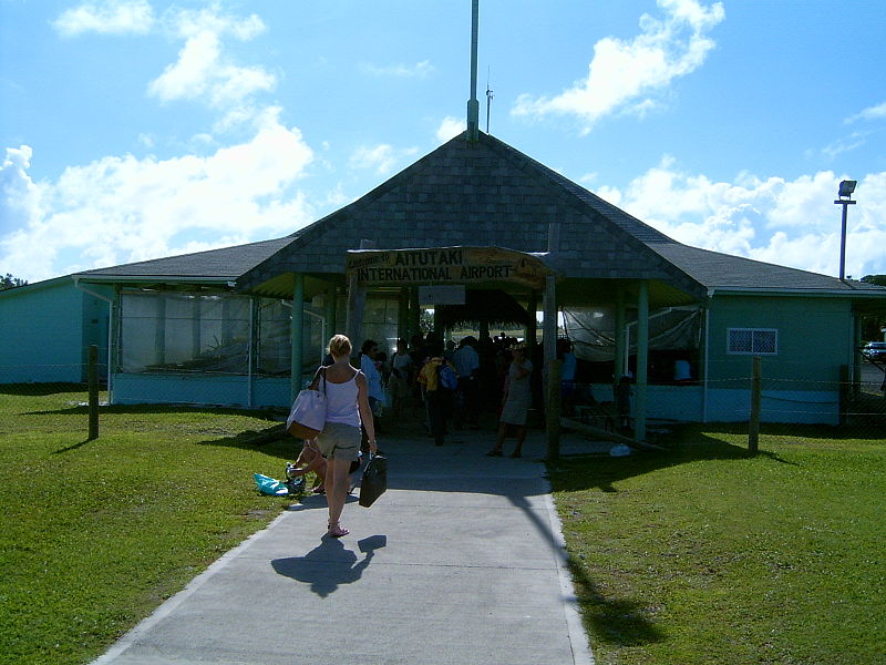 Fil:Aitutaki Airport.JPG