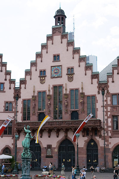 Fil:Frankfurt Am Main-Roemer-Haus zum Roemer-Front.jpg