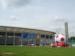 Fil:Waldstadion -Außen (Confed-Cup 2005).JPG