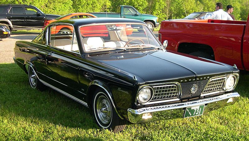 Fil:1966 Plymouth Barracuda.jpg