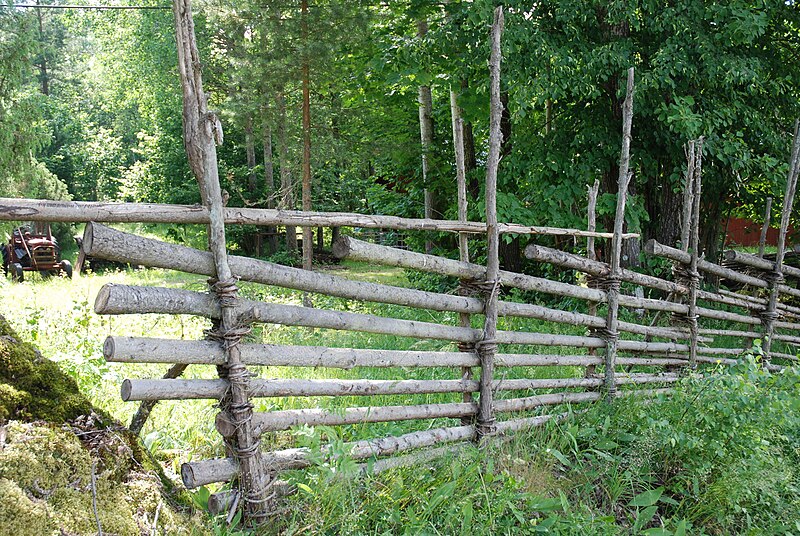 Fil:Fence from Smaland .JPG