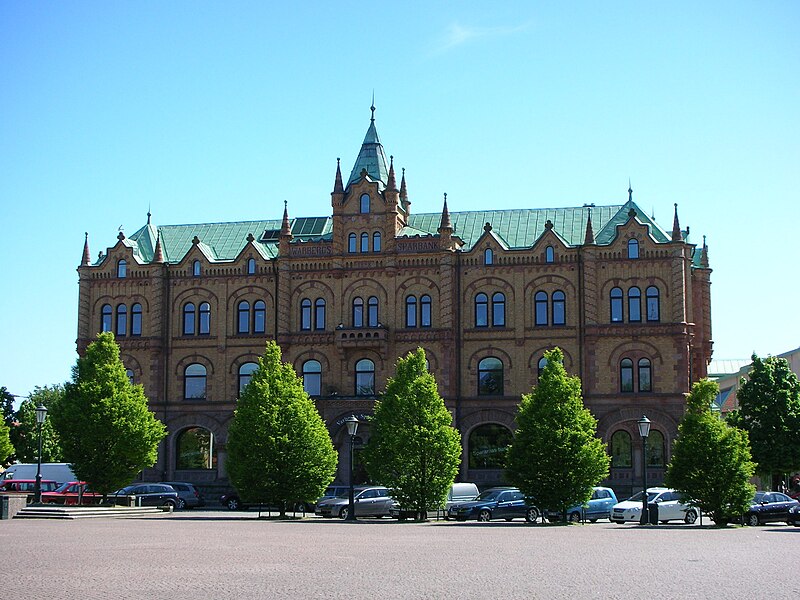 Fil:Gamla sparbanken Varberg.jpg