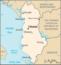 Tiranas läge i Albanien (engelska)