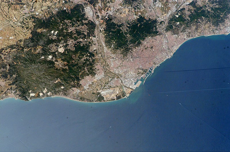 Fil:Barcelona ISS009-E-9987.jpg