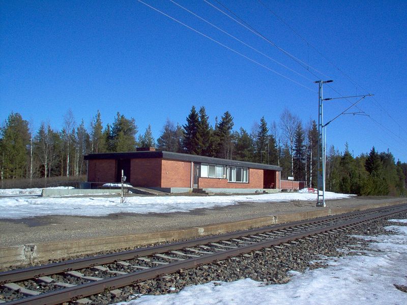 Fil:Kuivaniemi railway station.jpg