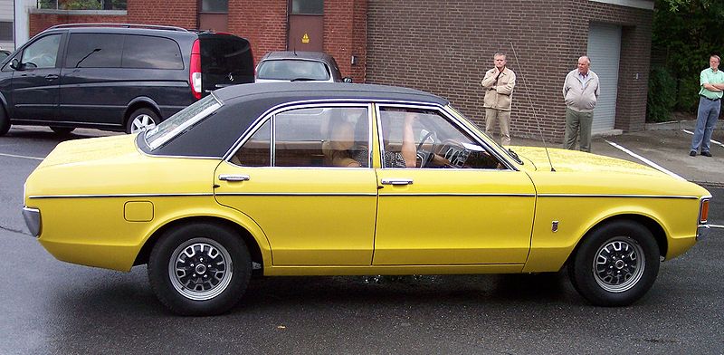 Fil:Ford Consul GT 2.3 V6 yellow r.jpg
