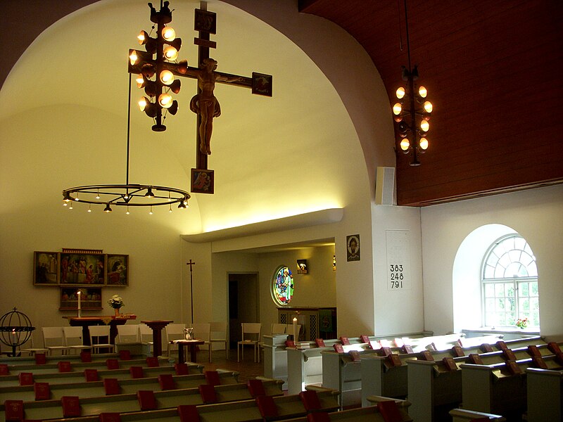 Fil:Skondals kyrka 2008c.jpg