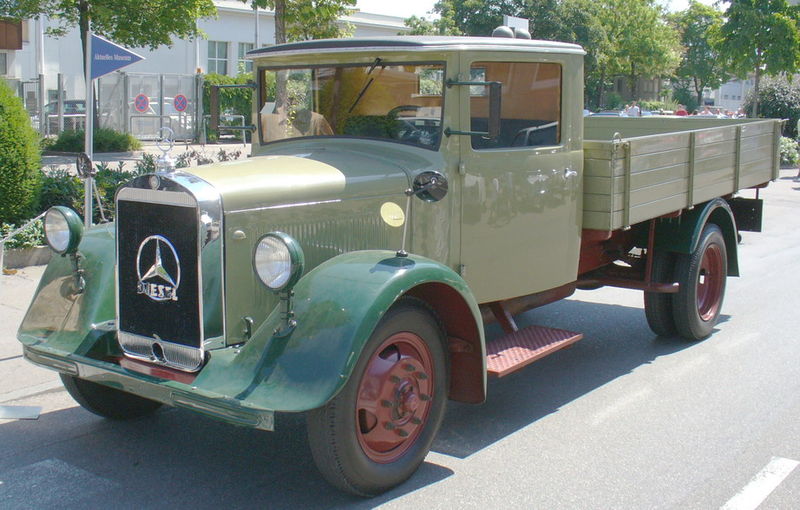 Fil:Mercedes-lastwagen-1932-Lo 2000.jpg