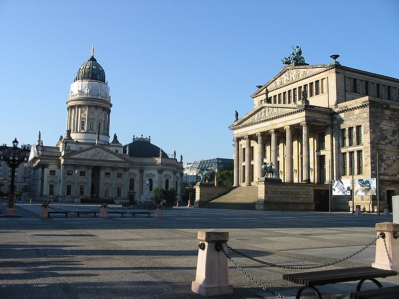 Fil:German Cathedral and Concert Hall.JPG