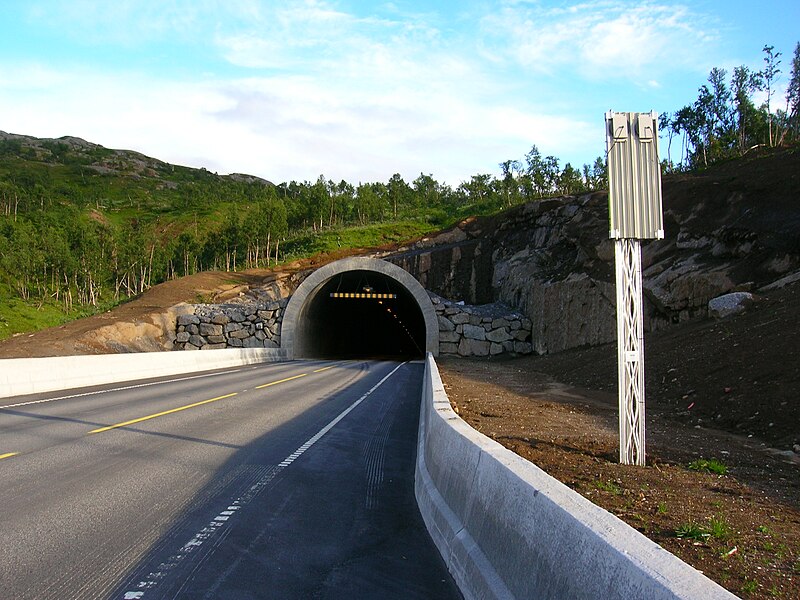 Fil:Umskaret tunnel North B.JPG