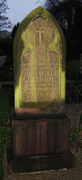 Fil:Grave of swedish professor Johan Wilhelm Zetterstedt lund sweden.jpg