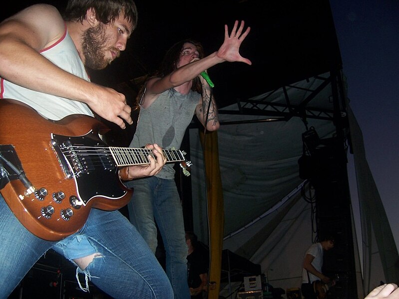 Fil:Underoath Warped06.jpg