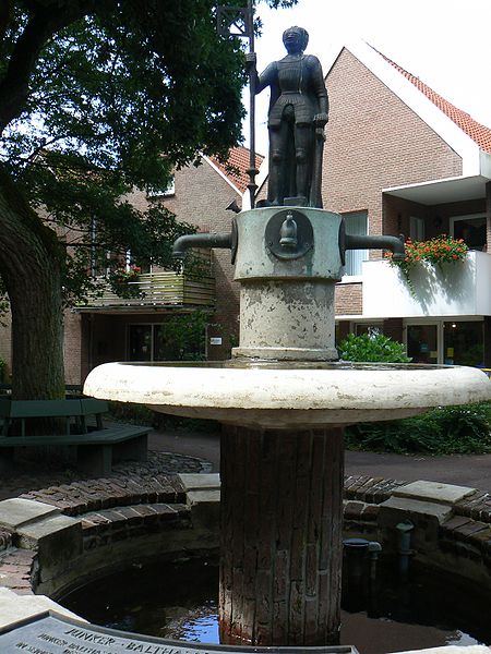Fil:Balthasar Brunnen Esens.JPG
