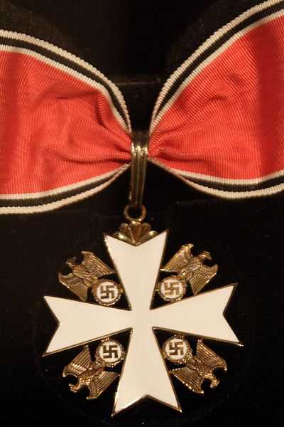 Fil:Service Cross of the German Eagle.JPG