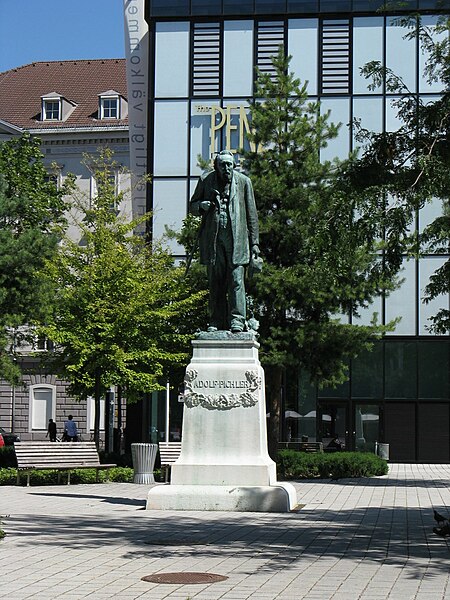 Fil:Adolf-pichler-denkmal.jpg