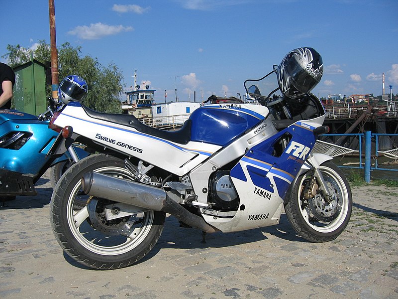 Fil:Fzr1000.JPG