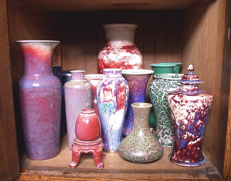 Fil:Ruskinpottery.jpg