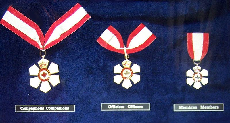Fil:3 Order of Canada grades.JPG
