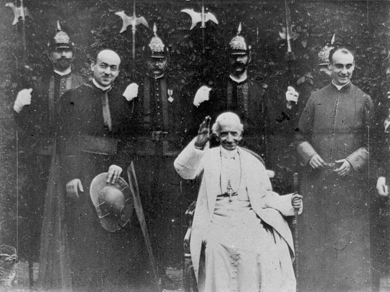 Fil:Papst Leo XIII 1898.jpg
