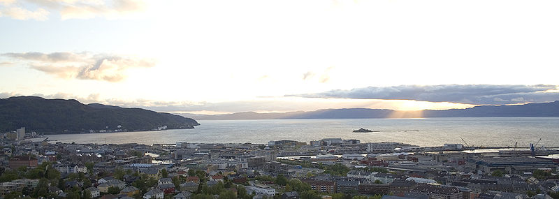 Fil:Trondheim from Kuhaugen.jpg