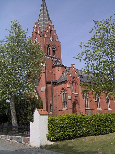 Fil:Tygelsjö kyrka.jpg