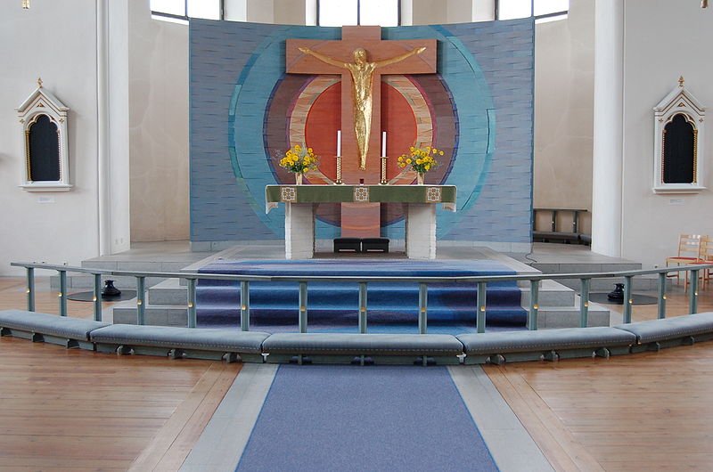Fil:Brunskogs kyrka altarkor.jpg