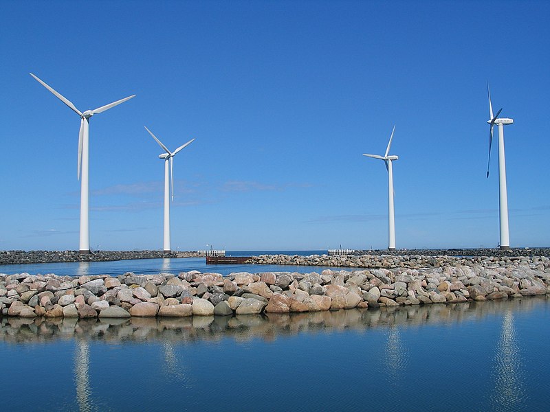 Fil:Windkraftanlagen Dänemark gross.jpg