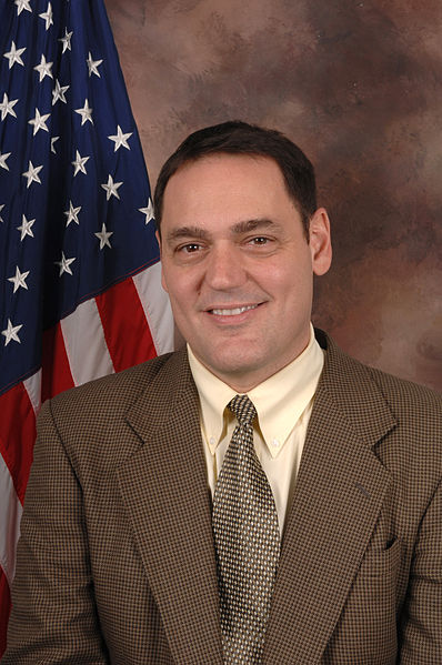 Fil:Zack Space, official 110th Congress photo.jpg