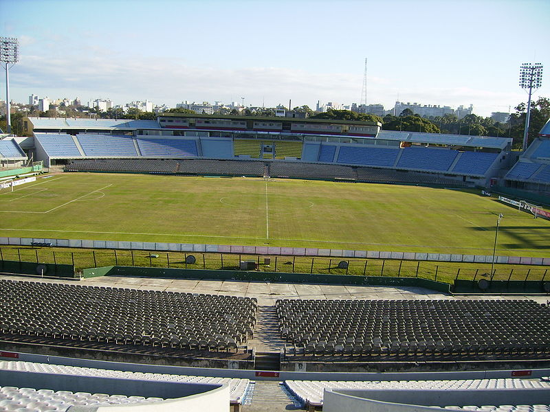 Fil:Estadio centenario 3.JPG