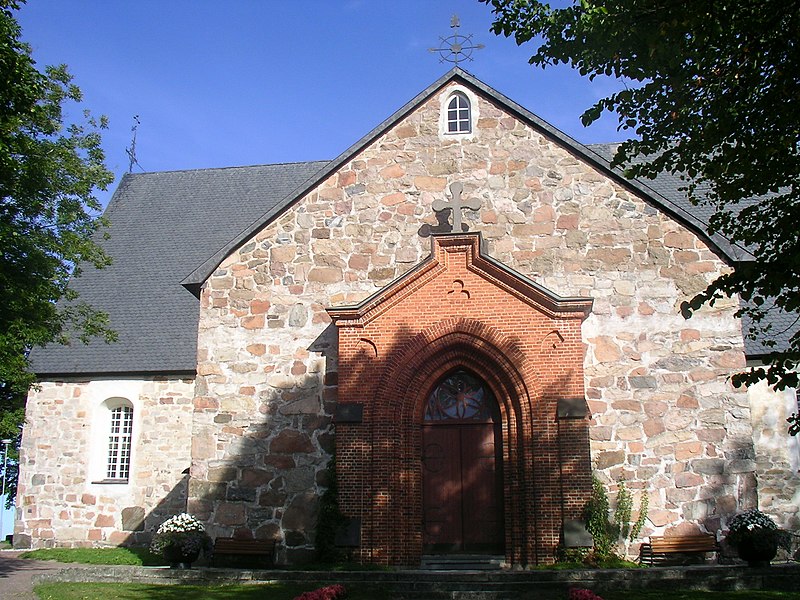 Fil:Halikko church 2.JPG