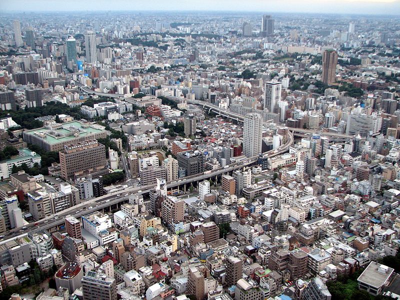Fil:Urban sprawl as seen from Tokyo tower towards West.jpg