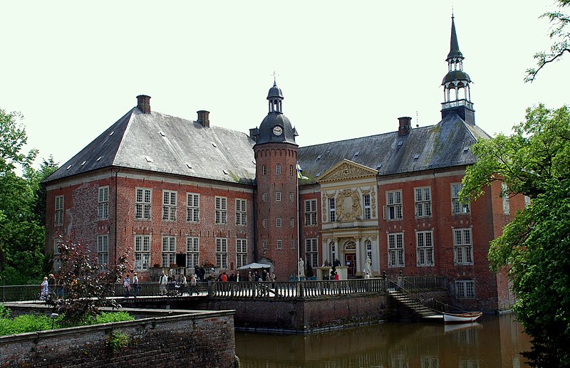 Fil:Wasserschloss Gödens.jpg